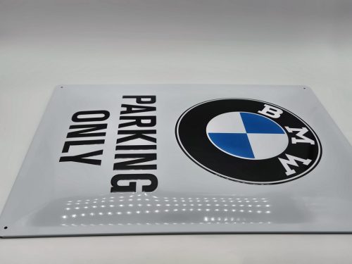 BMW Parking only kovový plagát  kovová tabuľa (30x40cm)