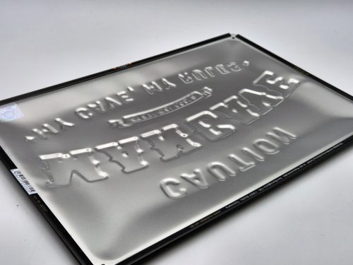 Caution - Man cave - My cave my rules - kovový plagát  kovová tabuľa (30x20 cm)