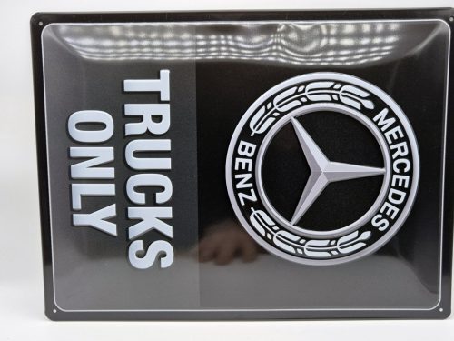 Mercedes - Benz - trucks only - kovový plagát  kovová tabuľa (30x40cm)
