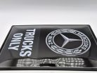 Mercedes - Benz - trucks only - kovový plagát  kovová tabuľa (30x40cm)