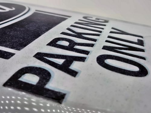 Ford Parking Only - kovový plagát  kovová tabuľa (30x40cm)