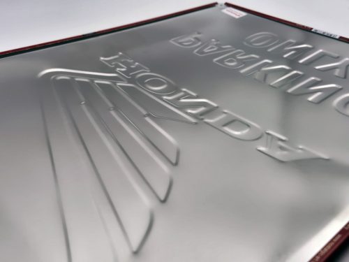 Honda Parking Only - kovový plagát  kovová tabuľa (30x40cm)