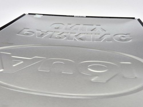 Audi Parking Only - kovový plagát  kovová tabuľa (30x40cm)