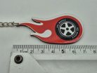 Hot Wheels – prívesok na kľúče červený disk s plameňom
