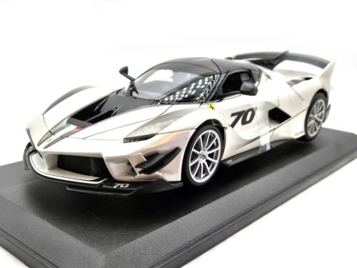 Ferrari FXX-K Evoluzione #70 2018 1:18 1/18 Bburago model auta (m00087)