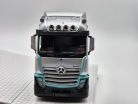 Mercedes-Benz Actros Gigaspace 4x2  kamión (strieborná) - Bburago - 1:43