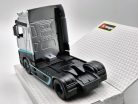 Mercedes-Benz Actros Gigaspace 4x2  kamión (strieborná) - Bburago - 1:43