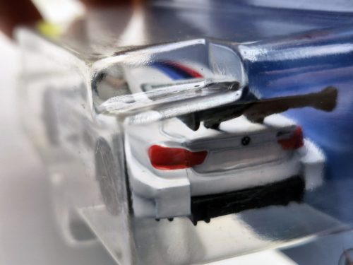 BMW M4 Racing (2016) – Siku – 1:55