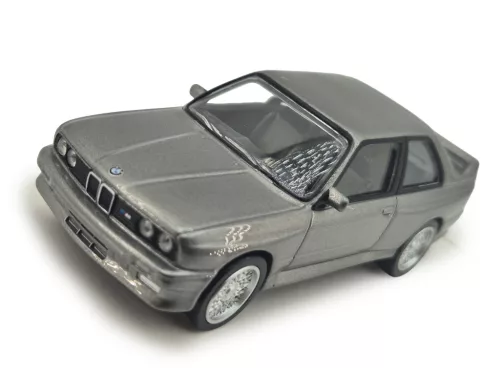 BMW E30 M3 sivá 1986 Norev 1:43 model auta