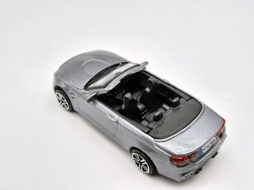 BMW M4 kabriolet 2014 - Bburago -  model auta 1:43