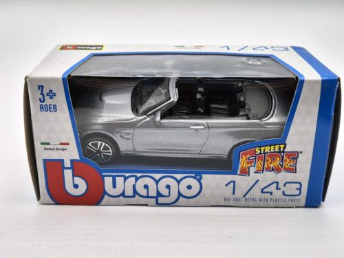 BMW M4 kabriolet 2014 - Bburago -  model auta 1:43