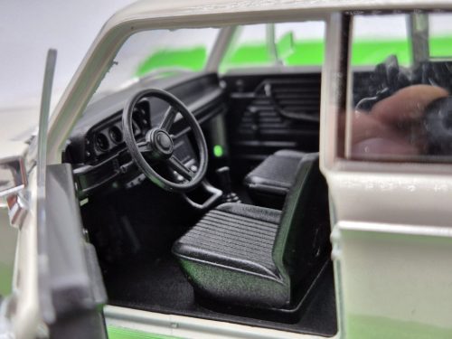 BMW 2002Ti 1966  - Welly model auta 1:24