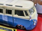 Volkswagen Transporter - Samba - Bburago - 1:32 1/32 model auta