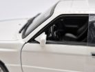BMW E30 M3 (1988) - biela  - Bburago - 1:24
