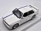 BMW E30 M3 (1988) - biela  - Bburago - 1:24