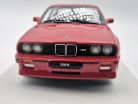 BMW E30 M3 (1988) - červená - Bburago - 1:24