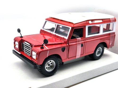 Land Rover series II - Bburago - 1:24