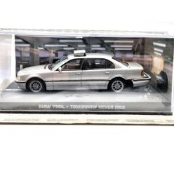 BMW 750iL E38 (James Bond) - Ixo - 1:43
