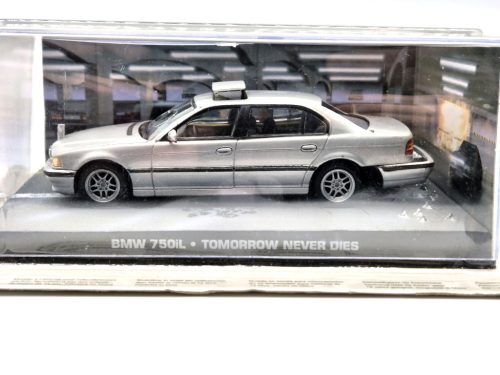 BMW 750iL E38 (James Bond) - Ixo - 1:43