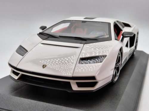 Lamborghini Countach Lpi 800-4 (2021) - Maisto - 1:18