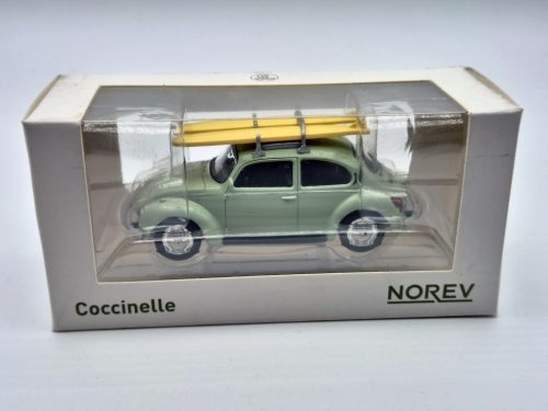 Volkswagen VW Beetle Chrobák so surfom (1973) - Norev - 1:43