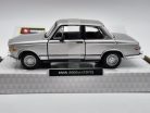 BMW 2002tii (1972) - Bburago - 1:32