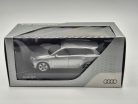 Audi Q7 V8 TDI Quattro S-line (2014) - Spark-Model - 1:43 - s prasknutou vitrínou