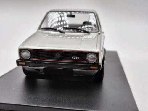 Volkswagen VW Golf GTI 1.6 (1976) - Edicola - 1:24