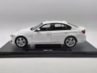 BMW F30 335i (2012) - Welly - 1:18