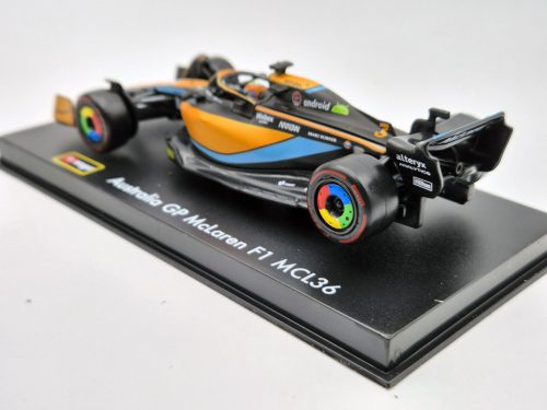 McLaren F1 MCL36 #3 (2022) Australian GP - Daniel Ricciardo - s postavičkou pilota -  Bburago - 1:43