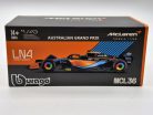 McLaren F1 MCL36 #4 (2022) Australian GP - Lando Norris - s postavičkou pilota -  Bburago - 1:43