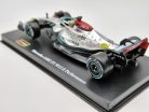 Mercedes - AMG Petronas F1 W13E #44 (2022) - Lewis Hamilton - s postavičkou pilota -  Bburago - 1:43