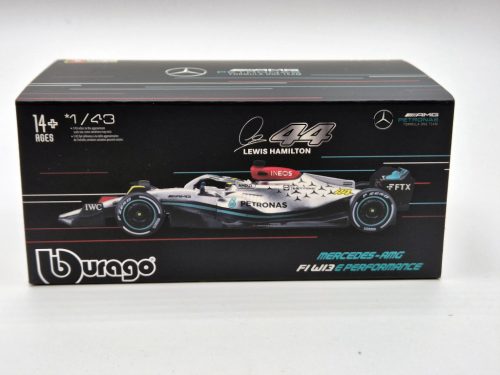 Mercedes - AMG Petronas F1 W13E #44 (2022) - Lewis Hamilton - s postavičkou pilota -  Bburago - 1:43