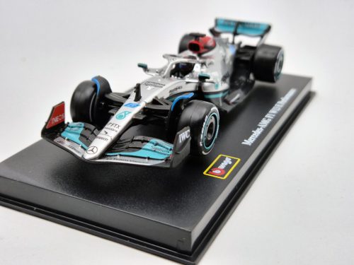 Mercedes - AMG Petronas F1 W13E #63 (2022) - George Russel - s postavičkou pilota -  Bburago - 1:43