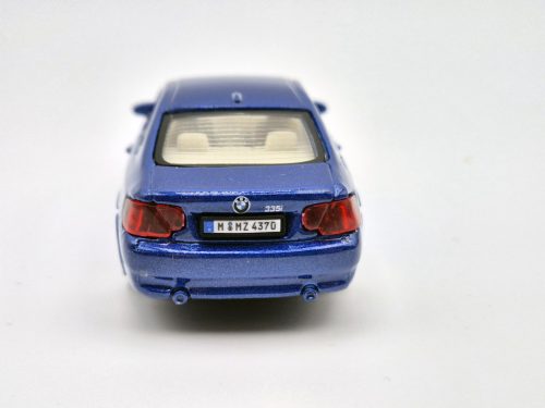 BMW E92 335i (2008) - Bburago - 1:43