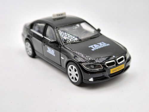 BMW E90 318i taxi (Stockholm) -  Welly - 1:38