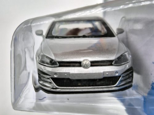 Volkswagen VW Golf GTI (2016) -  Maisto - 1:43