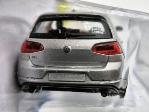 Volkswagen VW Golf GTI (2016) -  Maisto - 1:43