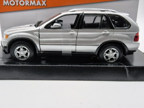 BMW E53 X5 (2001) -  Motor Max - 1:24