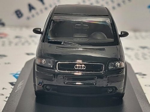 Audi A2 (2000) -  Maxichamps - 1:43