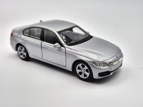 BMW F30 335i -  Welly - 1:34