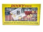 Úprava 12 dopravných značiek - 1:43