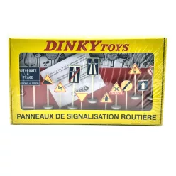 Úprava 12 dopravných značiek - 1:43