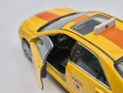 Toyota Camry - tokijské taxi (2009) -  Edicola - 1:38