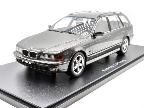 BMW E39 540i touring (1997) - sivá -  KK Scale - 1:18