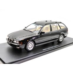 BMW E39 520i touring (1997) - čierna -  KK Scale - 1:18