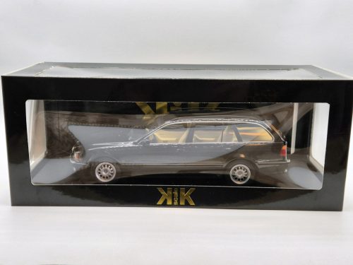 BMW E39 520i touring (1997) - čierna -  KK Scale - 1:18