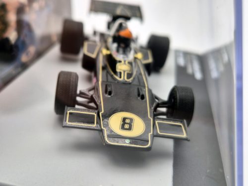 Lotus 72D F1 #8 (1972) Germany GP - Emerson Fittipaldi - s postavičkou pilota -  Altaya - 1:43