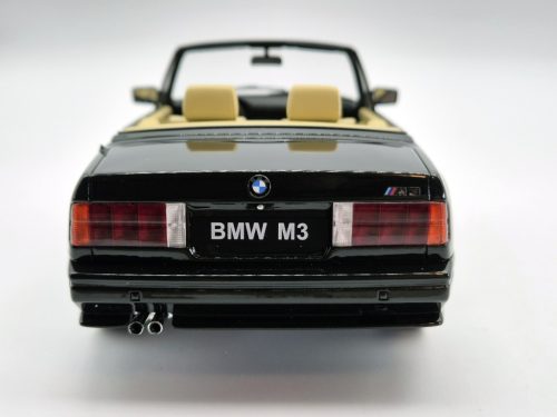 BMW E30 M3 kabriolet (1989) -  Otto - 1:18 1/18 model auta