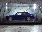 Vitrína pre model auta v mierke 1:18 - s LED osvetlením - čierny podstavec